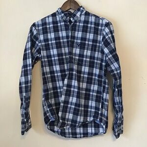 American Eagle Outfitters Navy & White Plaid Button-Down Shirt